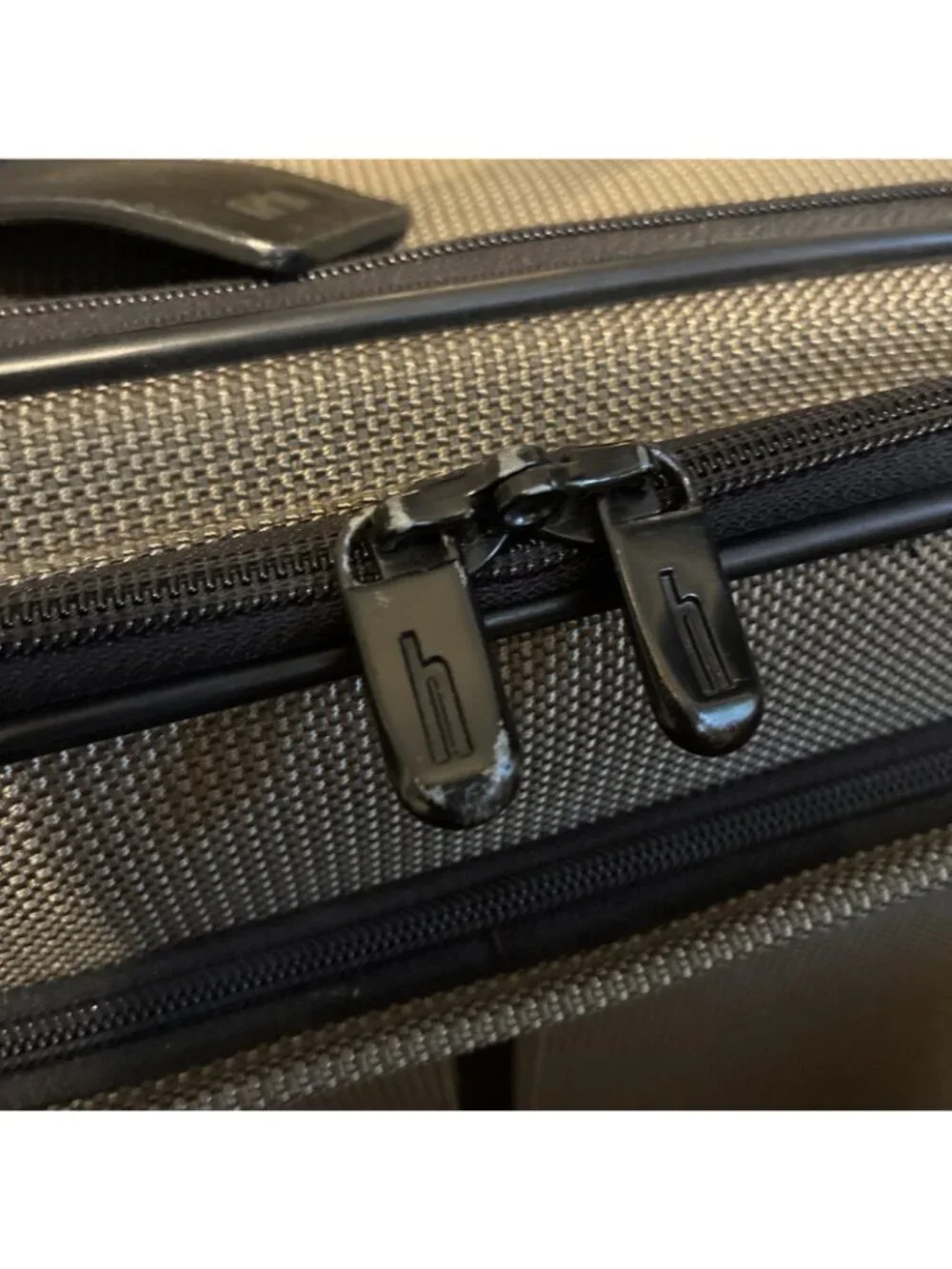 Hartmann Authentic Taupe Gray Beige Black Suitcase Luggage
